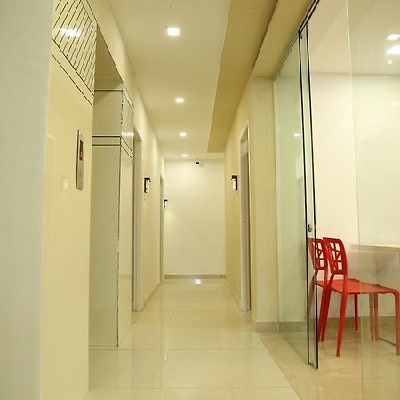 4U Business Hotel Chennai Exterior foto