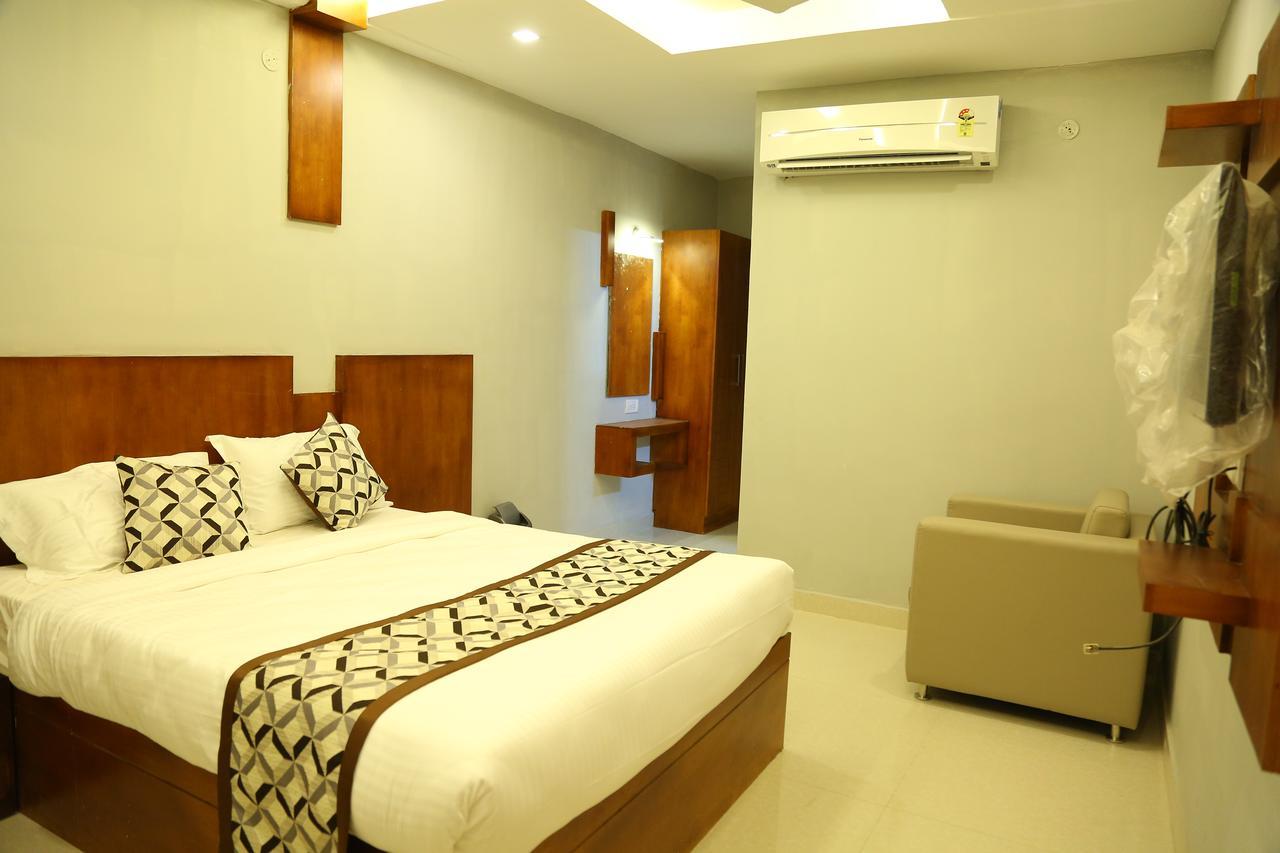 4U Business Hotel Chennai Exterior foto
